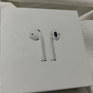 AirPods box